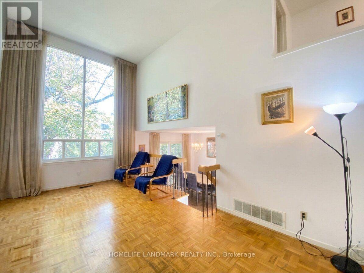 29 Snowshoe Crescent, Markham, Ontario  L3T 4M7 - Photo 2 - N14111302