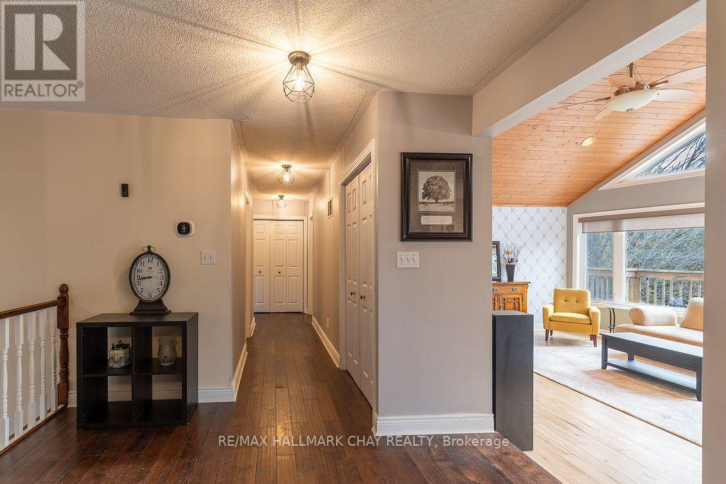 5342 Line 4 N, Oro-Medonte, Ontario  L0L 1V0 - Photo 12 - S14111100