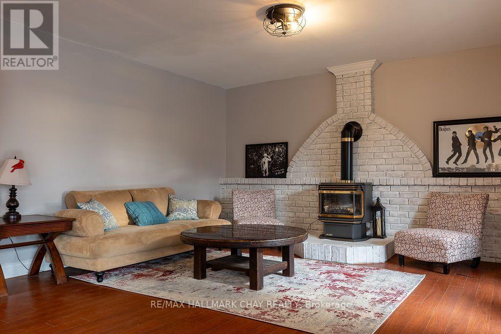 5342 Line 4 N, Oro-Medonte, Ontario  L0L 1V0 - Photo 18 - S14111100