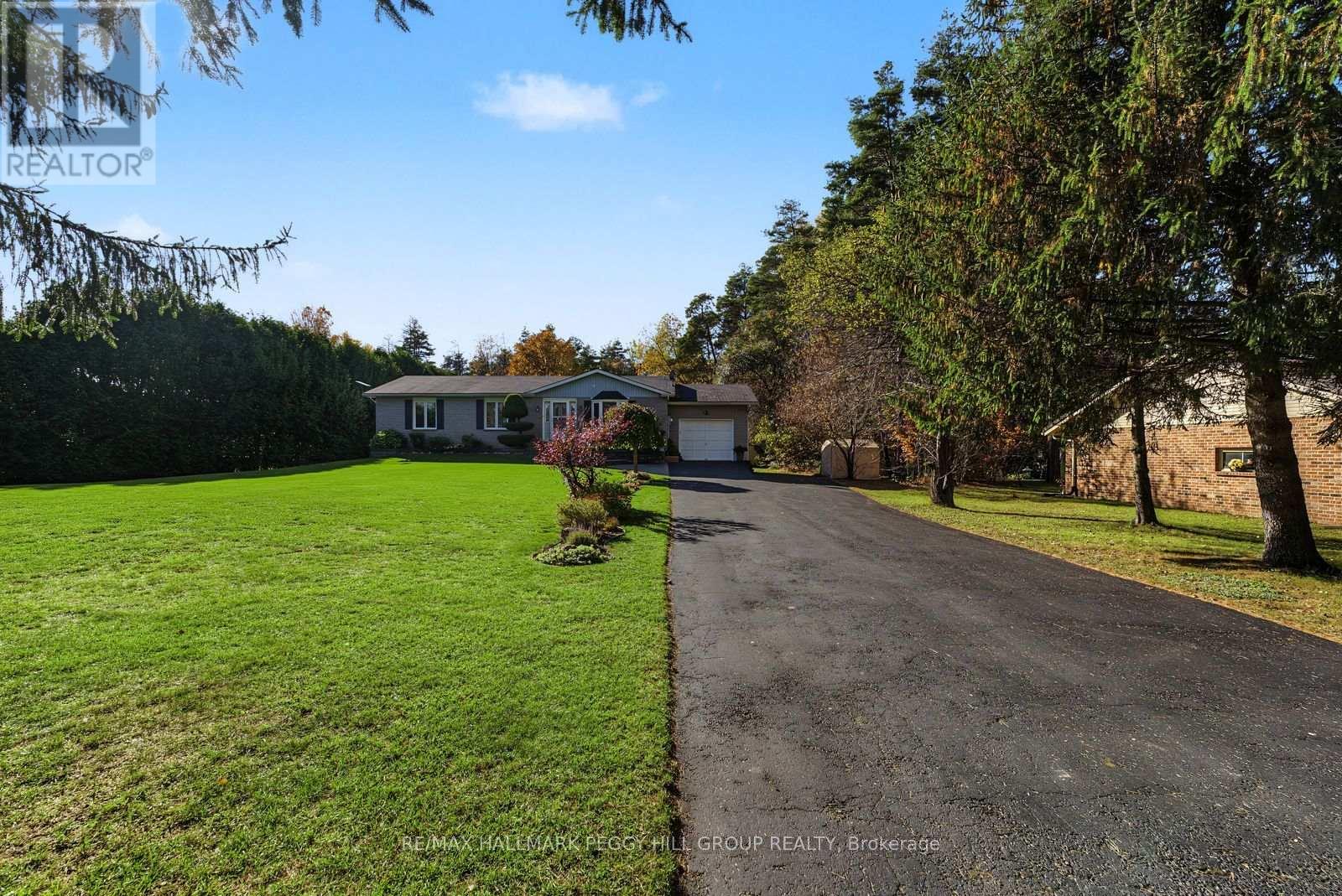 3346 Mccarthy Drive, Clearview (Brentwood), Ontario  L0M 1N0 - Photo 2 - S14111132