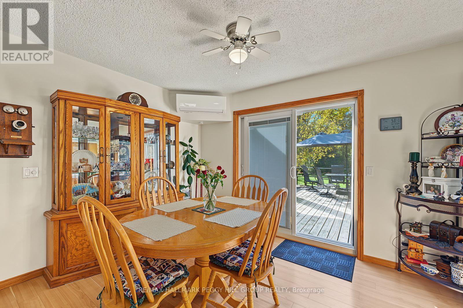 3346 Mccarthy Drive, Clearview (Brentwood), Ontario  L0M 1N0 - Photo 5 - S14111132