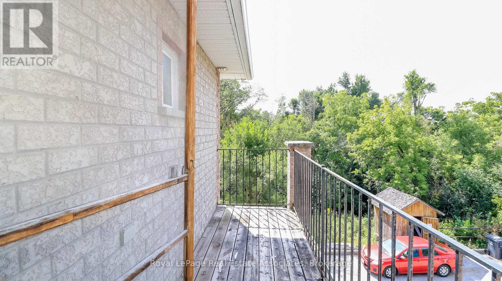 11 - 94 Sanford Street, Barrie, Ontario  L4N 3C5 - Photo 12 - S14111232