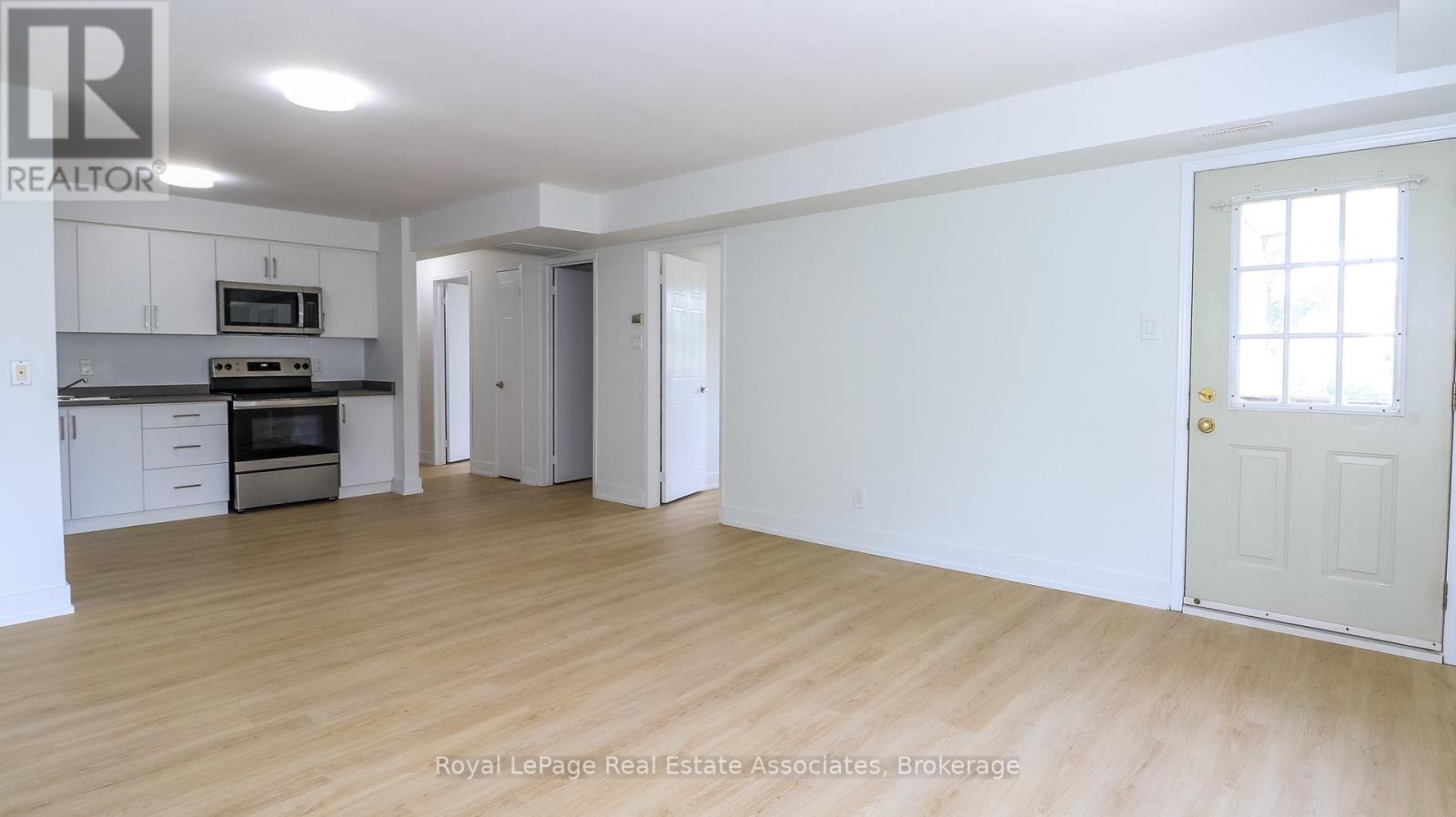 11 - 94 Sanford Street, Barrie, Ontario  L4N 3C5 - Photo 14 - S14111232