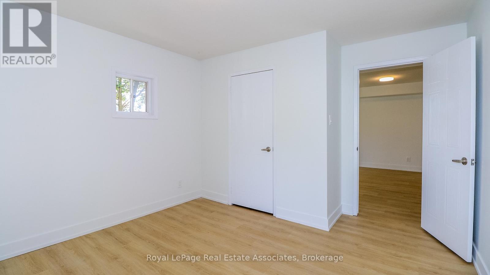 2 - 94 Sanford Street, Barrie, Ontario  L4N 3C5 - Photo 11 - S14111242