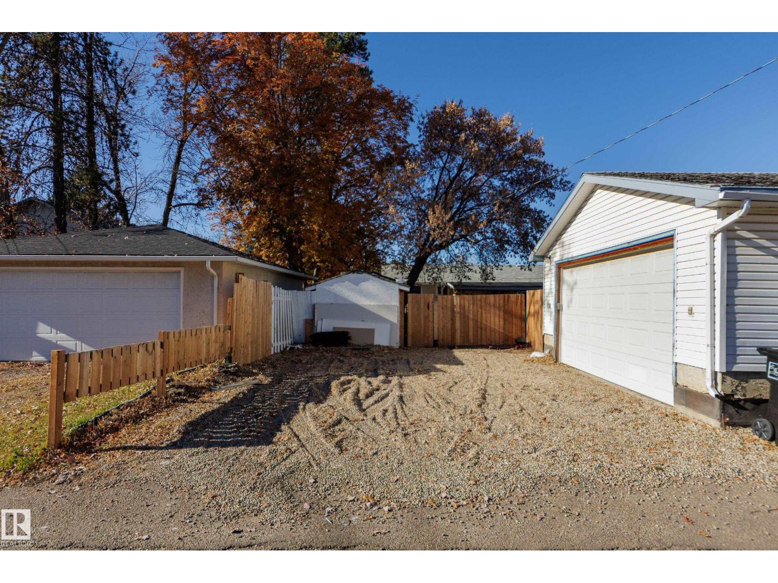 10541 153 St NW, Edmonton, Alberta  T5P 2C2 - Photo 45 - E4514014