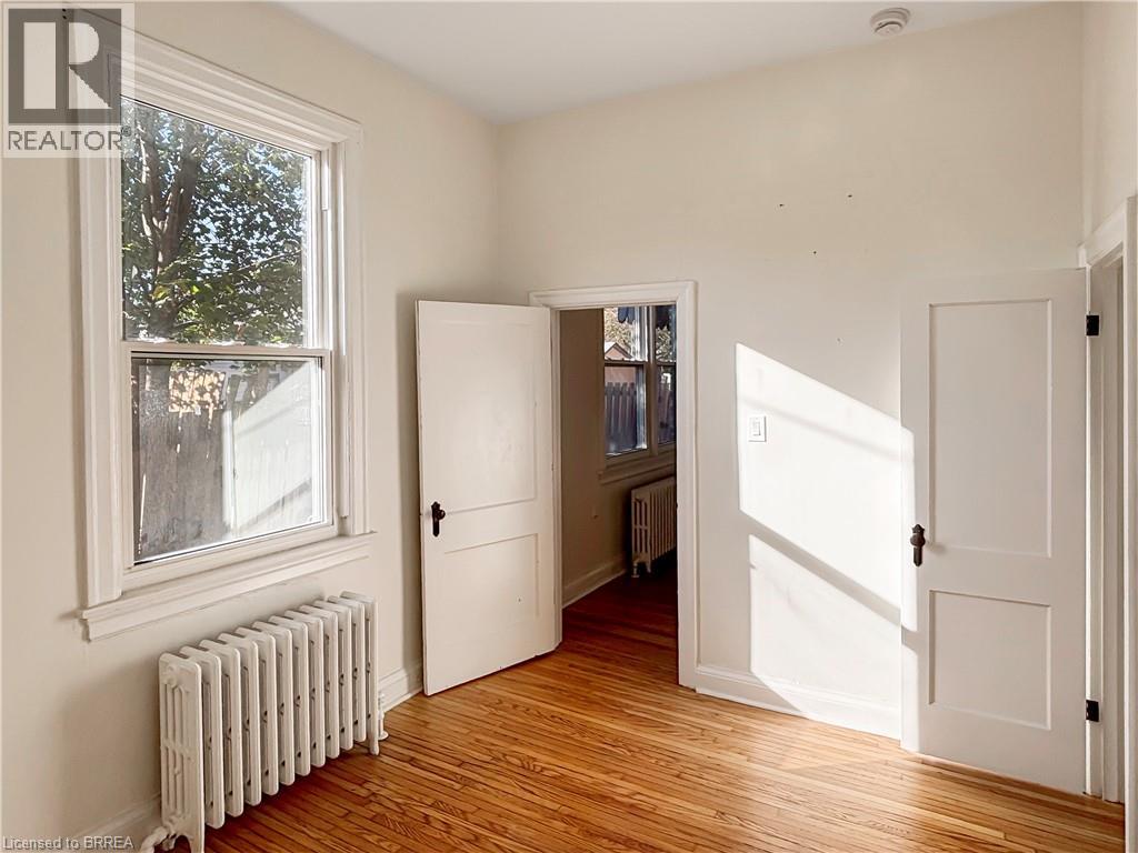7 Sheridan Street Unit# 6, Brantford, Ontario  N3T 2P7 - Photo 3 - 40873509
