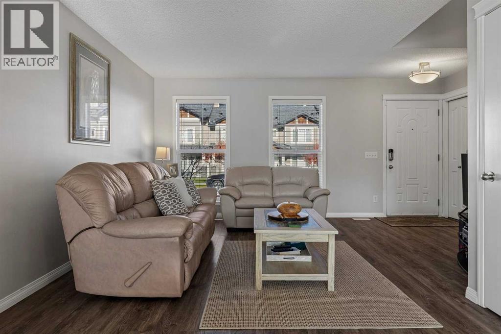 140 Prestwick Villas Se, Calgary, Alberta  T2Z 4S3 - Photo 6 - A2353839