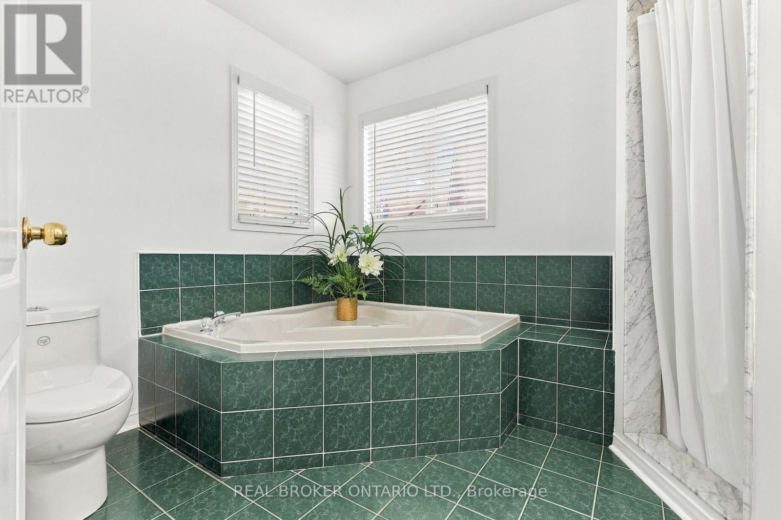 20 Kendra Court, Brampton (Snelgrove), Ontario  L7A 1L8 - Photo 19 - W14111176