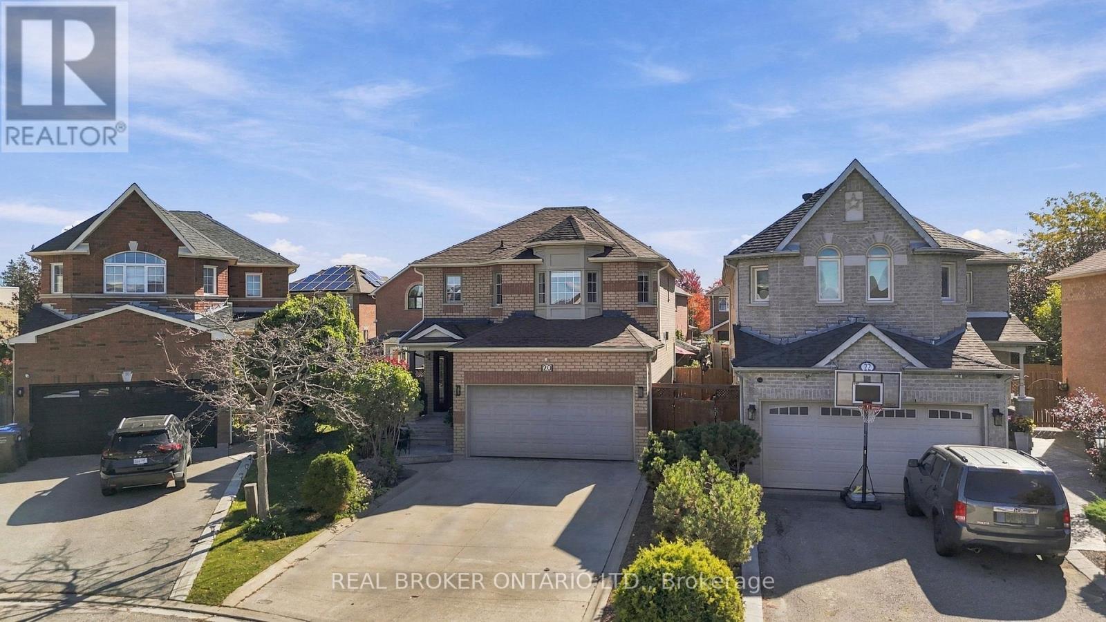 20 Kendra Court, Brampton (Snelgrove), Ontario  L7A 1L8 - Photo 2 - W14111176