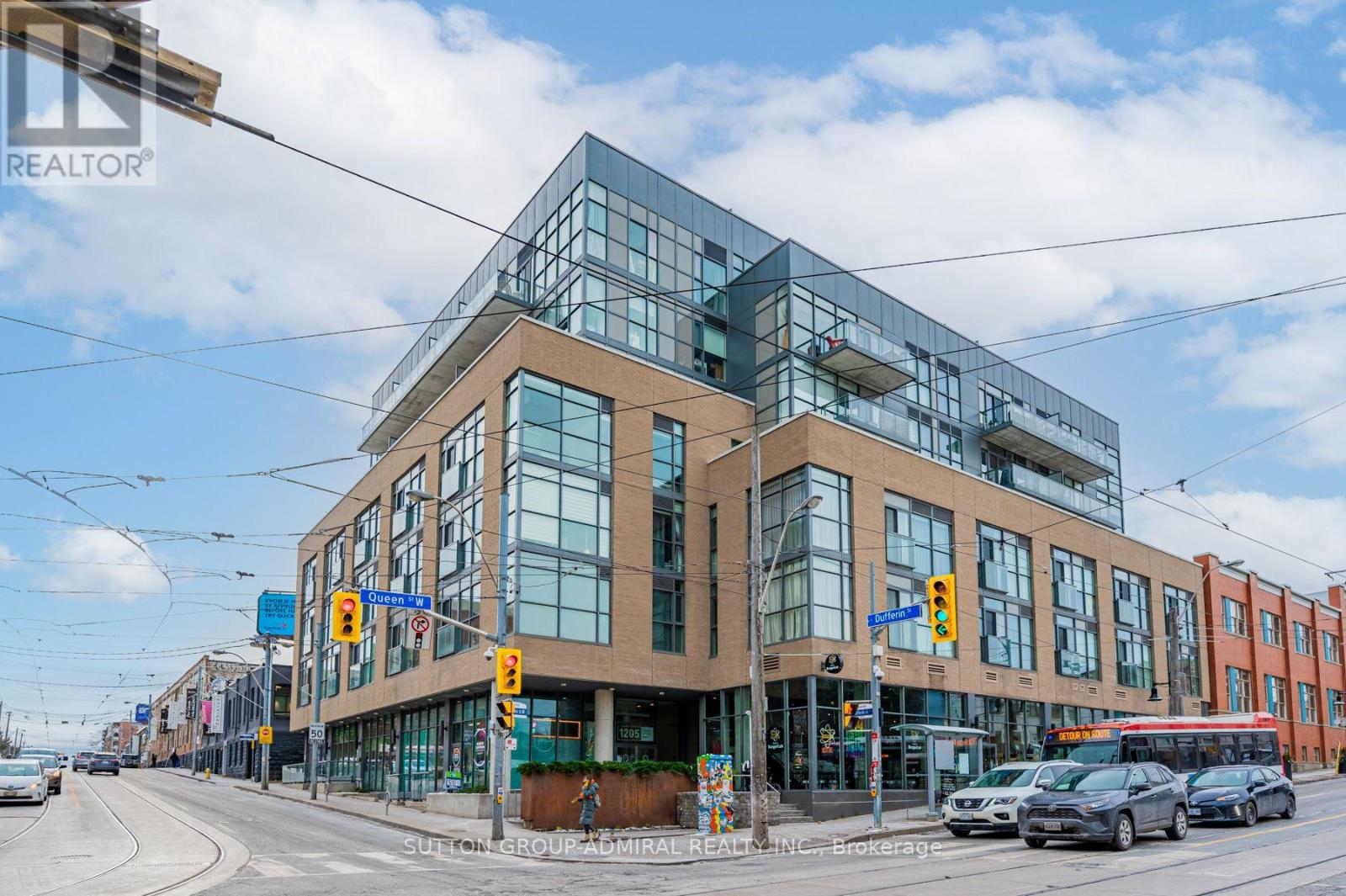 304 - 1205 QUEEN STREET W, Toronto, Ontario