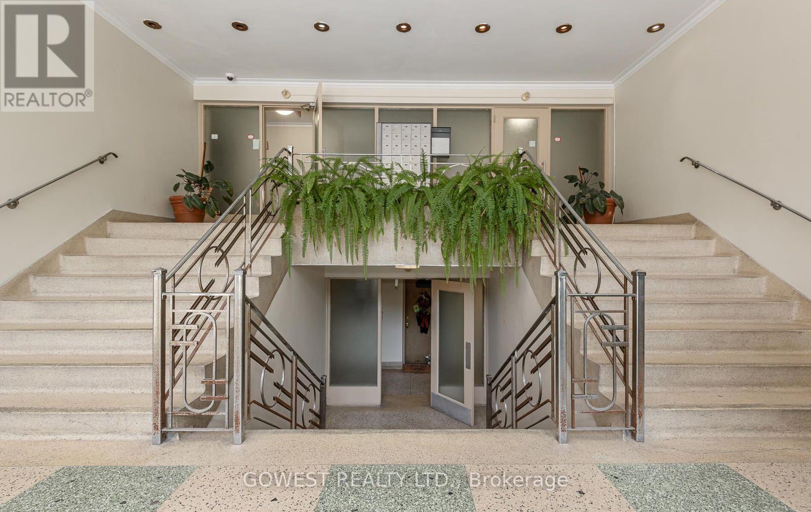 306 - 205 Keele Street, Toronto (High Park North), Ontario  M6P 2K1 - Photo 4 - W14111260