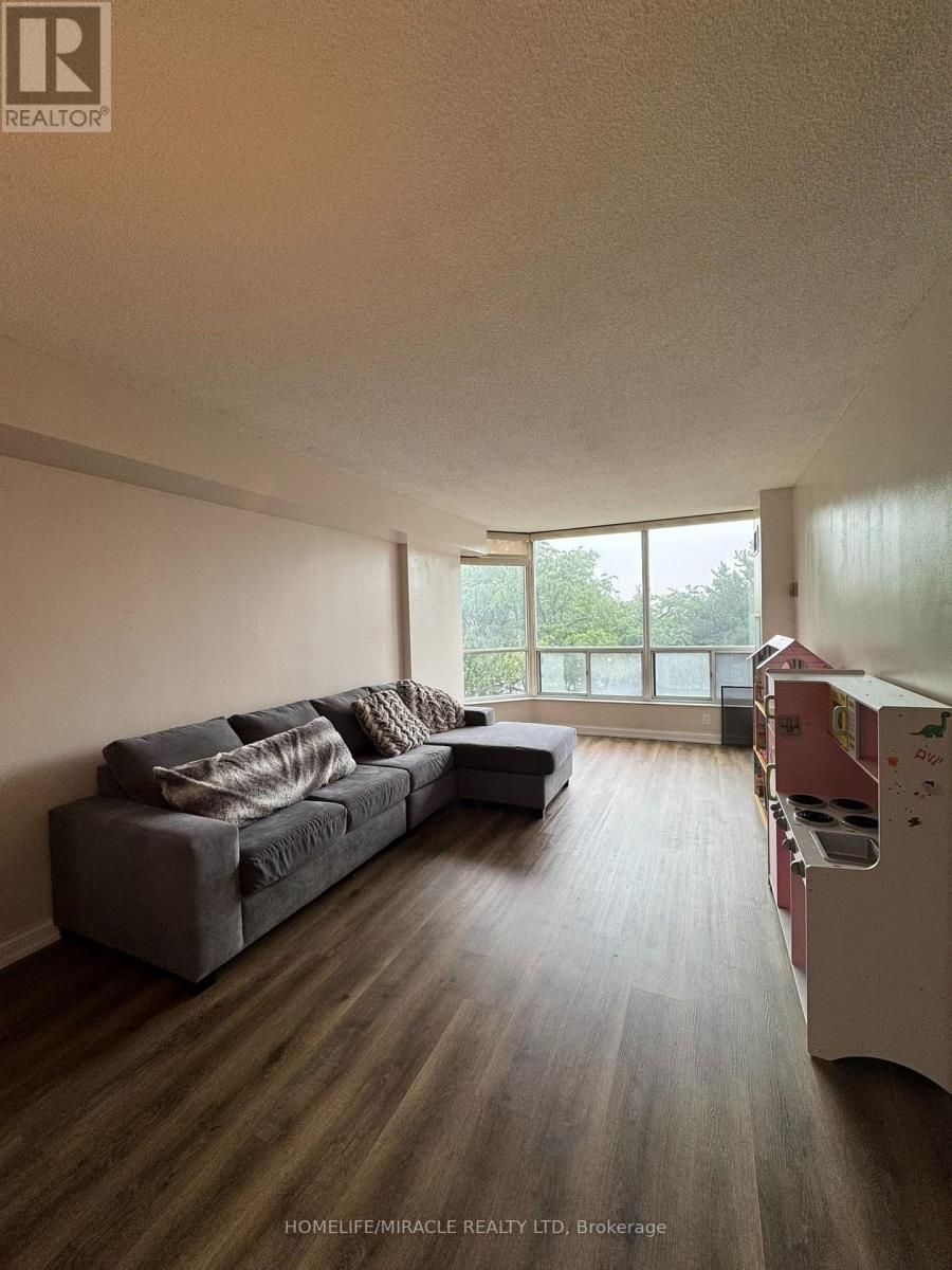 406 - 24 Hanover Road, Brampton (Queen Street Corridor), Ontario  L6S 5K8 - Photo 4 - W14111276