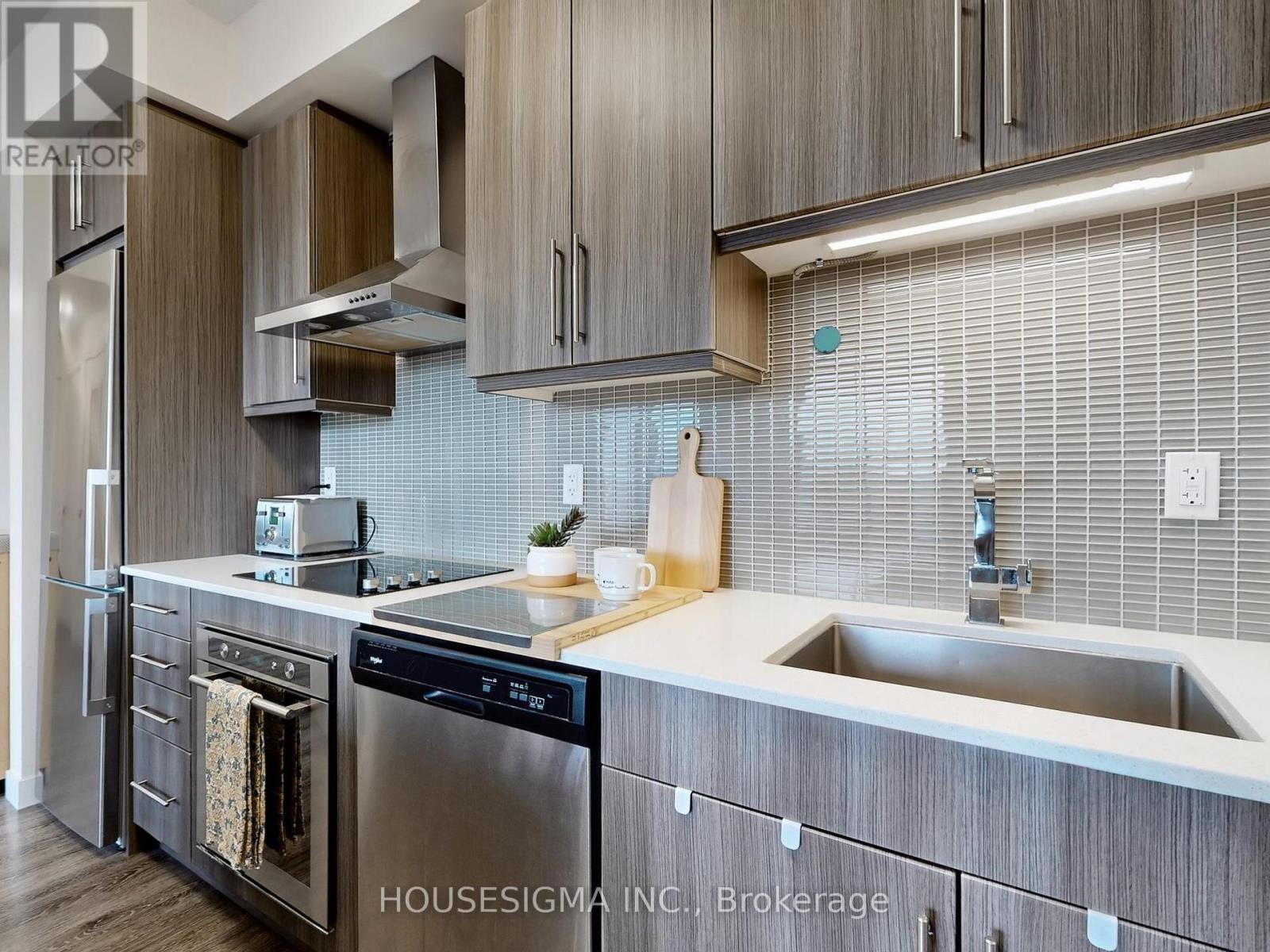 201 - 2093 Fairview Street, Burlington, Ontario  L7R 0B4 - Photo 4 - W14111294