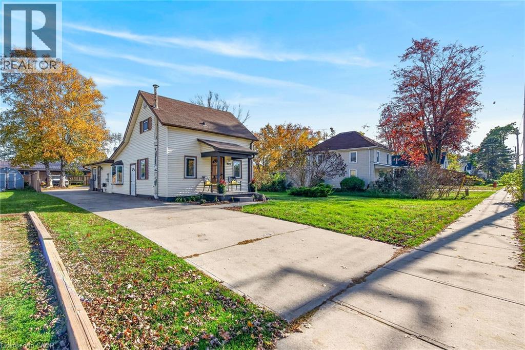 909 Tamarac Street, Dunnville, Ontario  N1A 2E5 - Photo 3 - 40871495