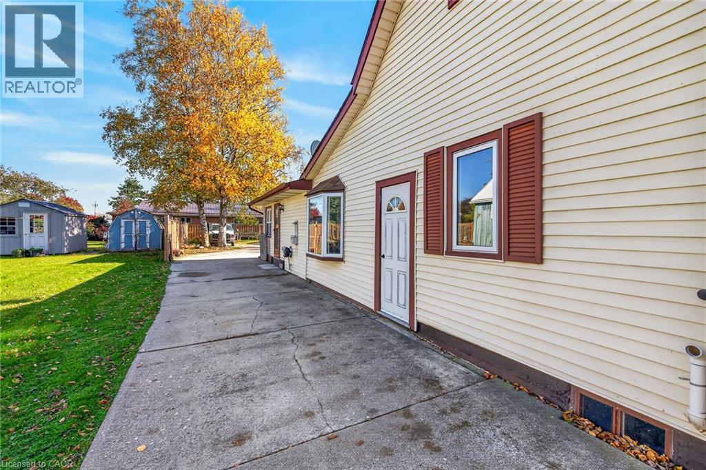 909 Tamarac Street, Dunnville, Ontario  N1A 2E5 - Photo 34 - 40871495