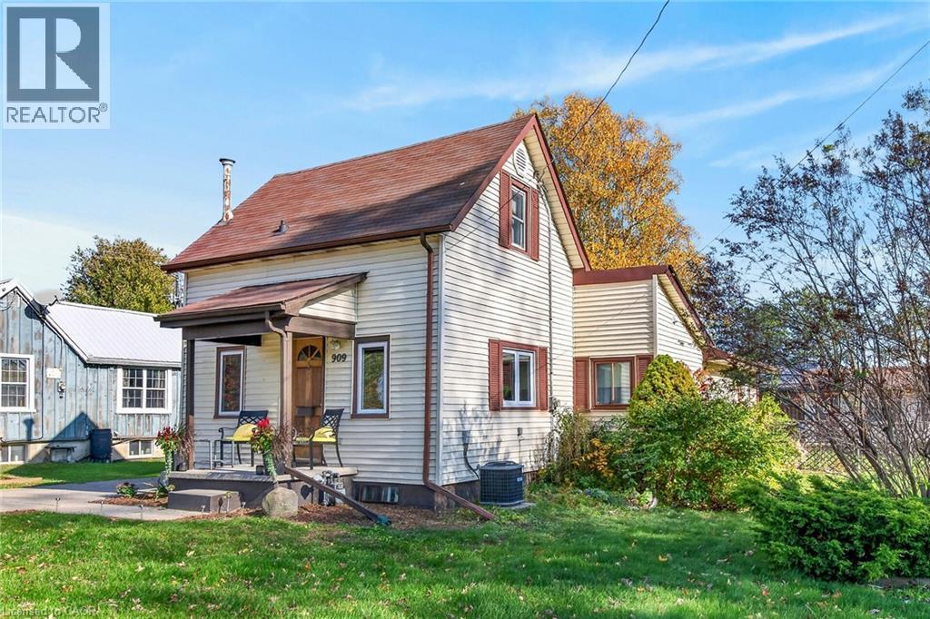 909 Tamarac Street, Dunnville, Ontario  N1A 2E5 - Photo 4 - 40871495