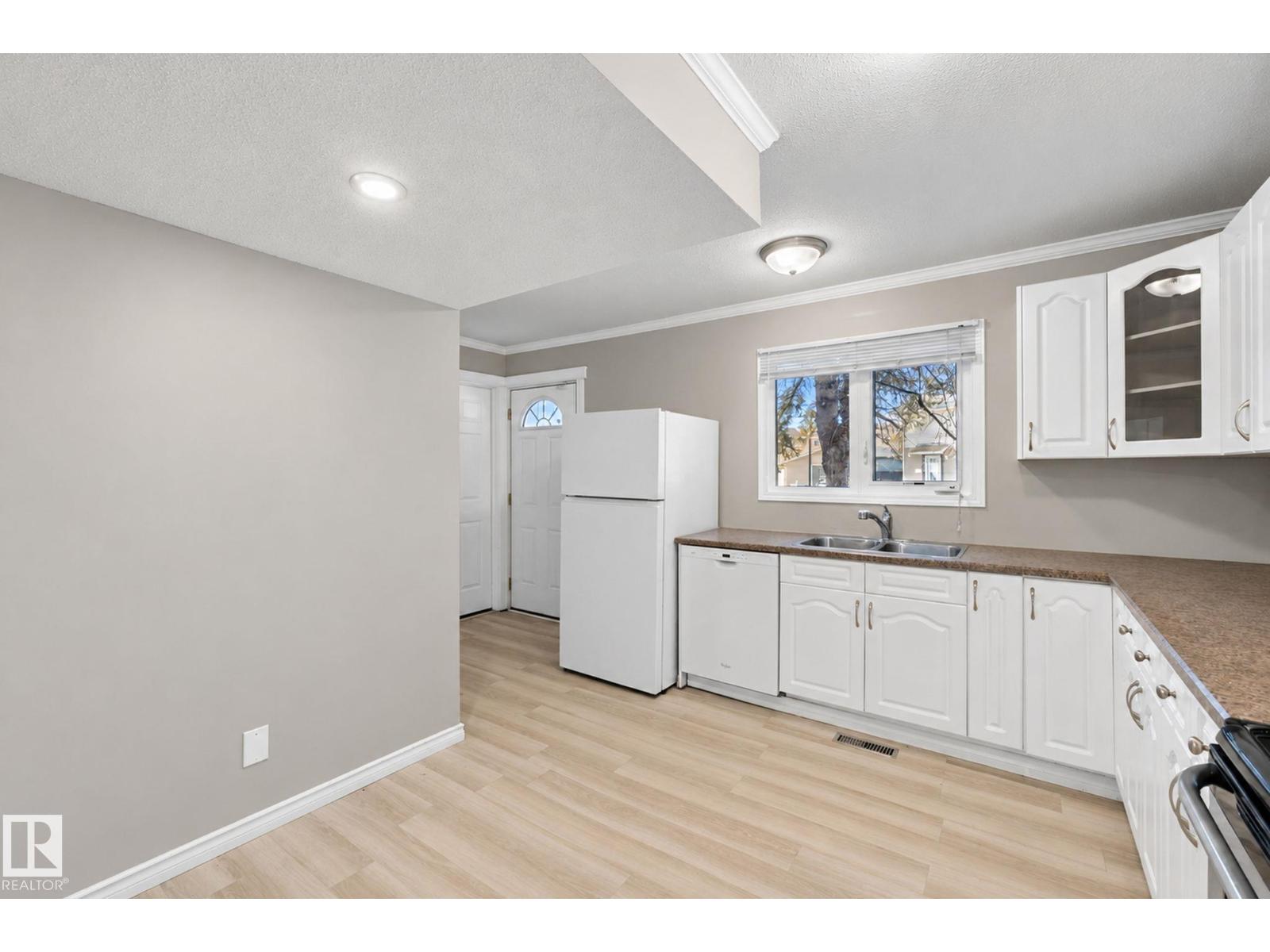 304 Spruce Gl, Spruce Grove, Alberta  T7X 2J7 - Photo 8 - E4508268