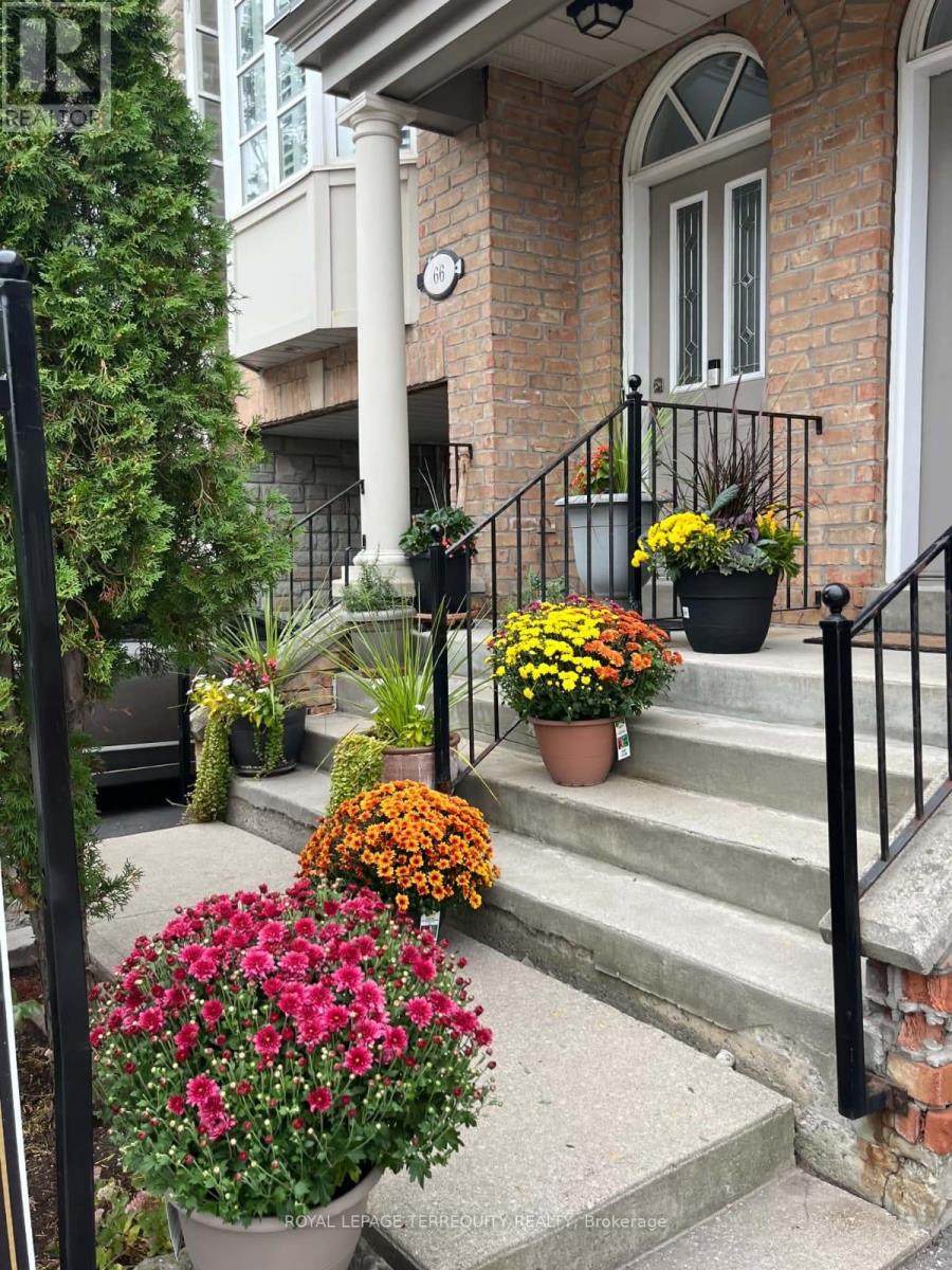 2 - 68 Superior Creek Lane, Toronto, Ontario  M8Z 6C6 - Photo 1 - W13856384