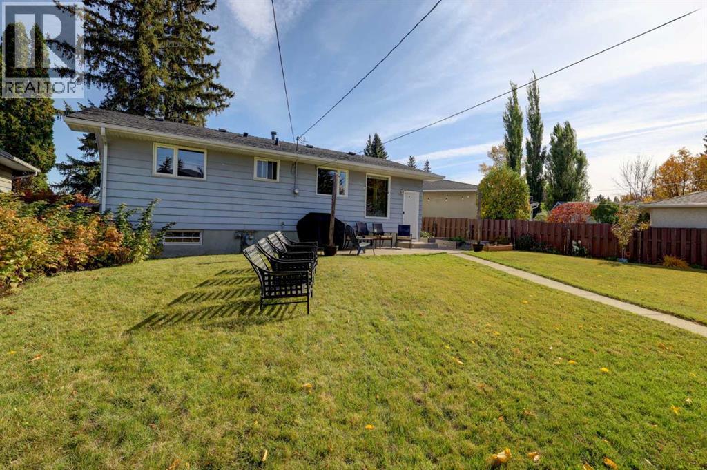 4827 Montana Drive Nw, Calgary, Alberta  T3B 1G3 - Photo 27 - A2350101