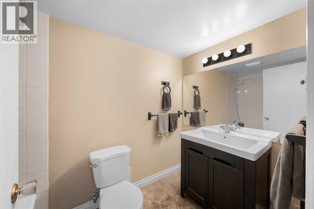 101, 504 Cedar Crescent SW, Calgary, Alberta  T3C 1J2 - Photo 11 - A2352682