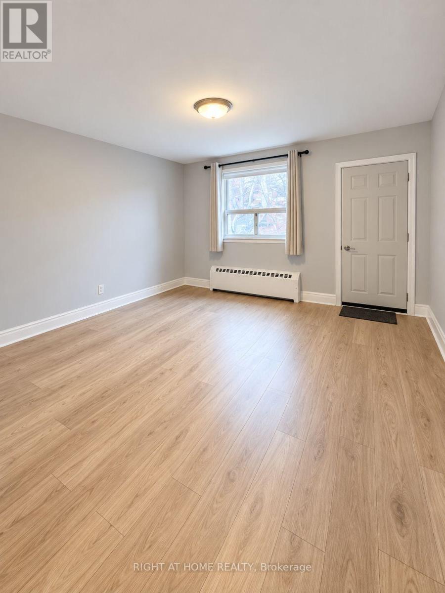 2nd Floor - 576 Davenport Road, Toronto, Ontario  M5R 1K9 - Photo 7 - C13882058