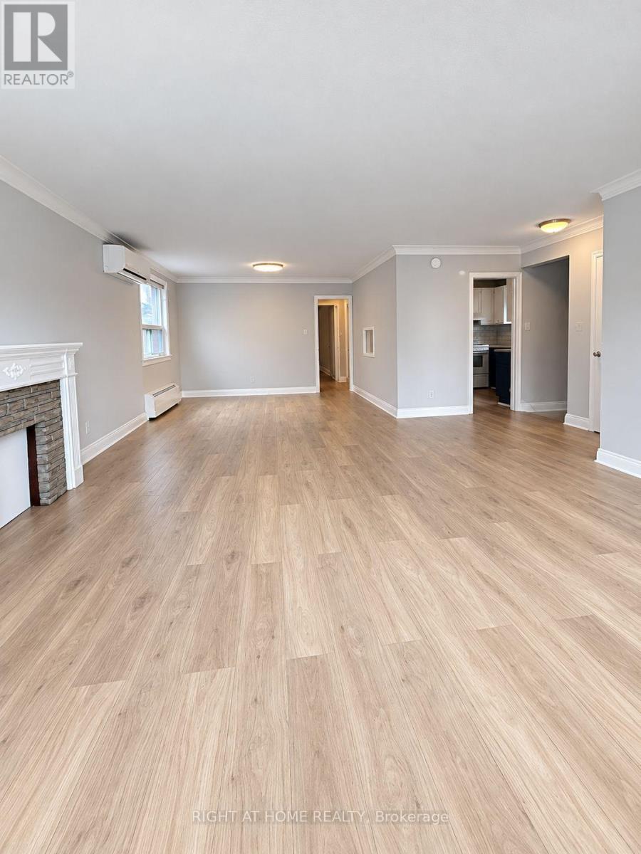 2nd Floor - 576 Davenport Road, Toronto, Ontario  M5R 1K9 - Photo 3 - C13882058
