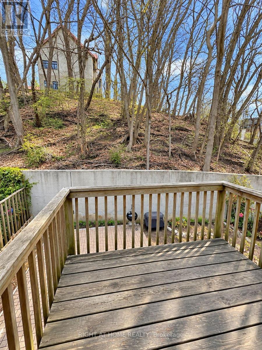 2nd Floor - 576 Davenport Road, Toronto, Ontario  M5R 1K9 - Photo 13 - C13882058