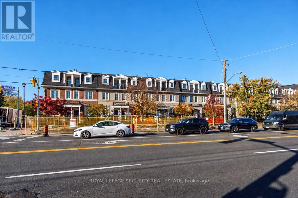 134a Finch Avenue W, Toronto, Ontario  M2N 2H9 - Photo 4 - C14110888