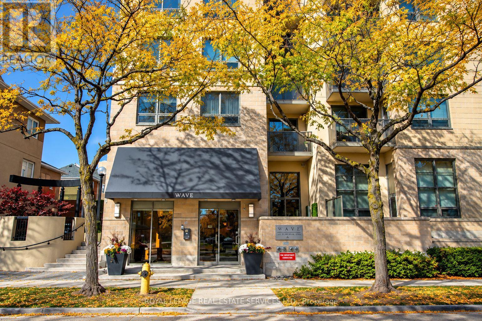 1005 - 4 Elsinore Path, Toronto, Ontario  M8V 4G7 - Photo 2 - W14111068