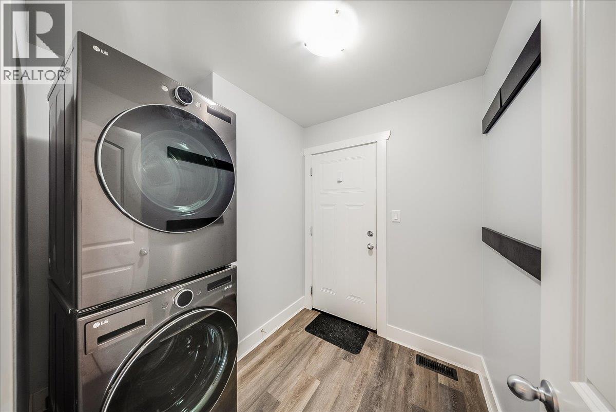 1835 First Street, Fruitvale, British Columbia V0G 1L0 - Photo 34 - 10404398