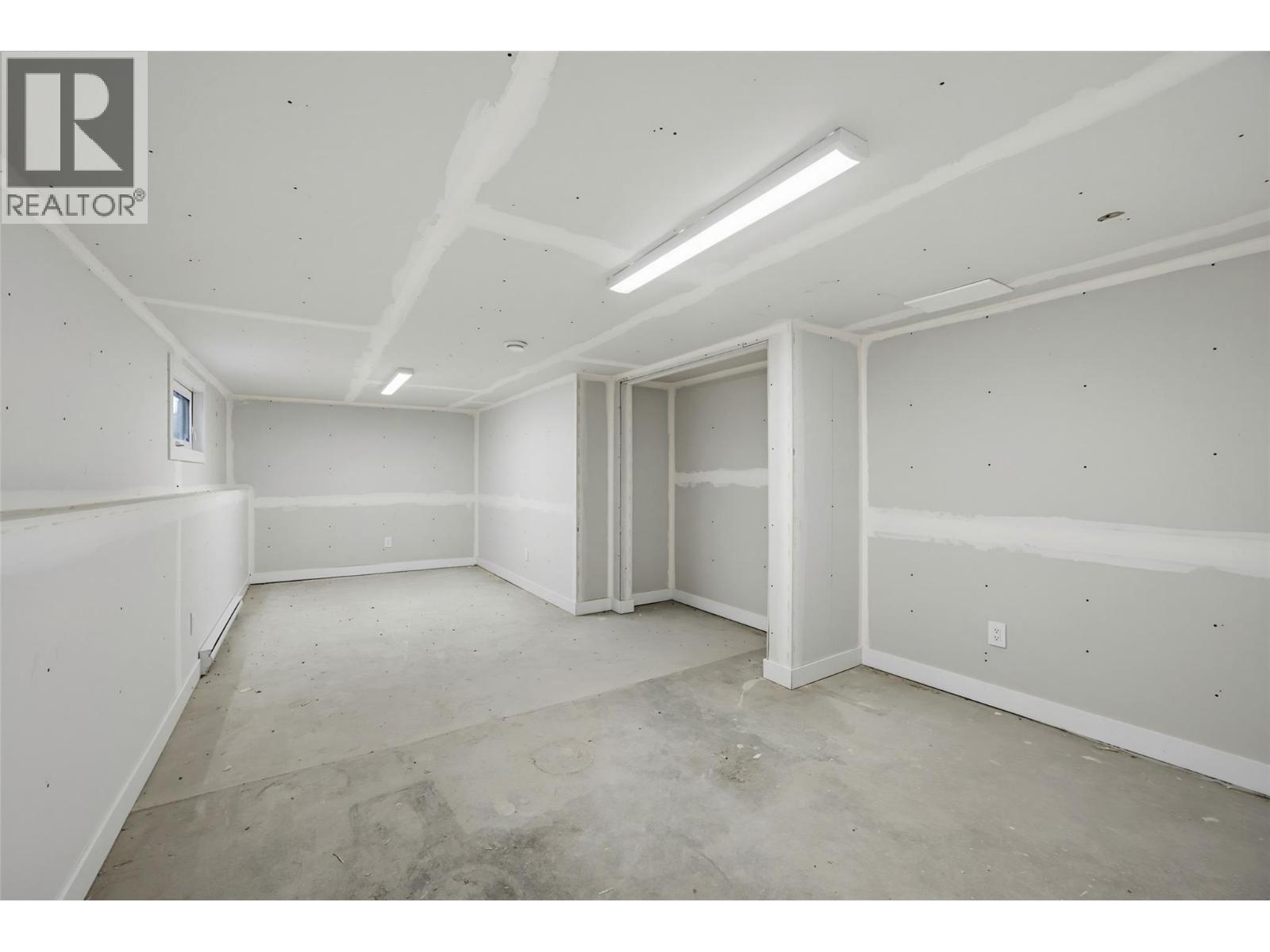 318 Gleneagles Drive