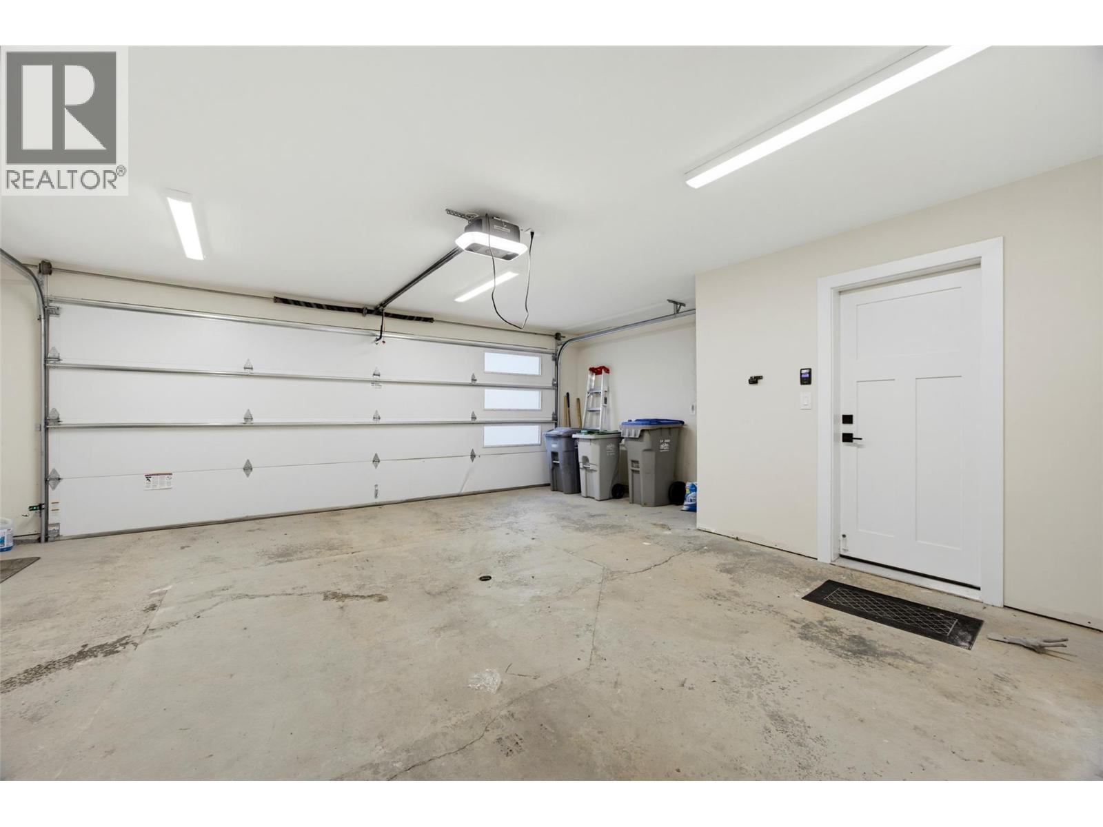 318 Gleneagles Drive