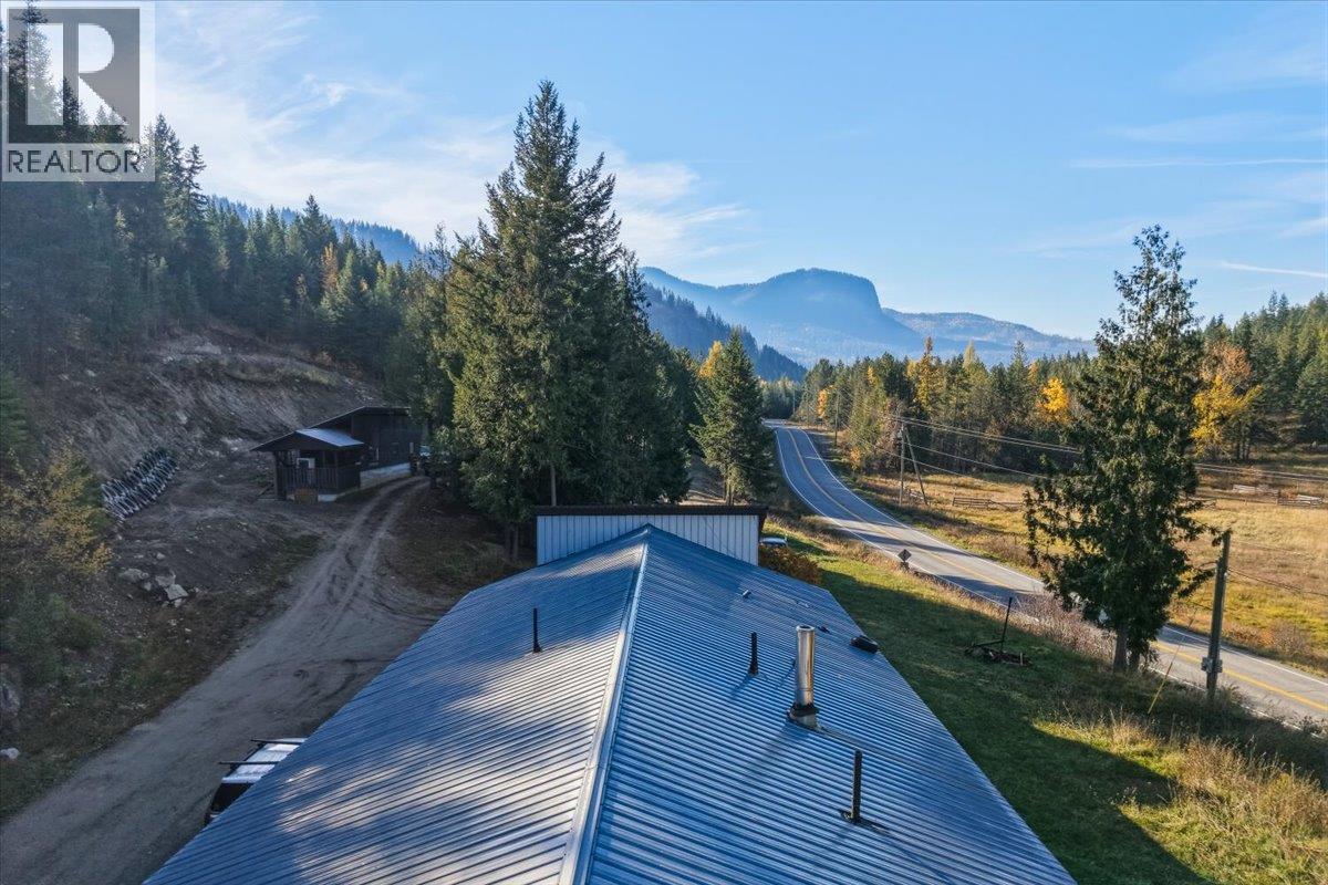 1880 Highway 6