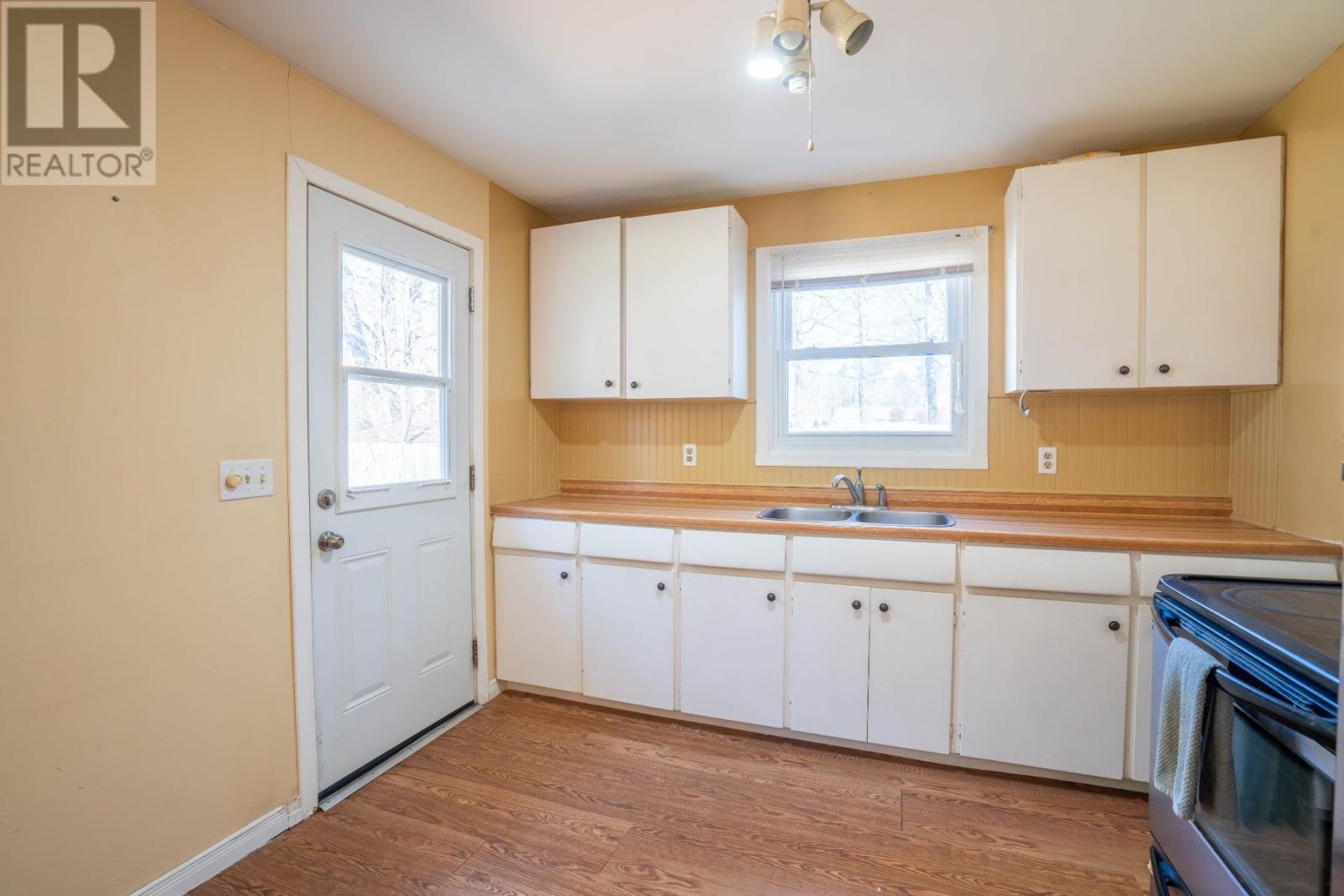 246 Old Highway 17 N, Sault Ste. Marie, Ontario P6A 5K7 - Photo 12 - SM262965