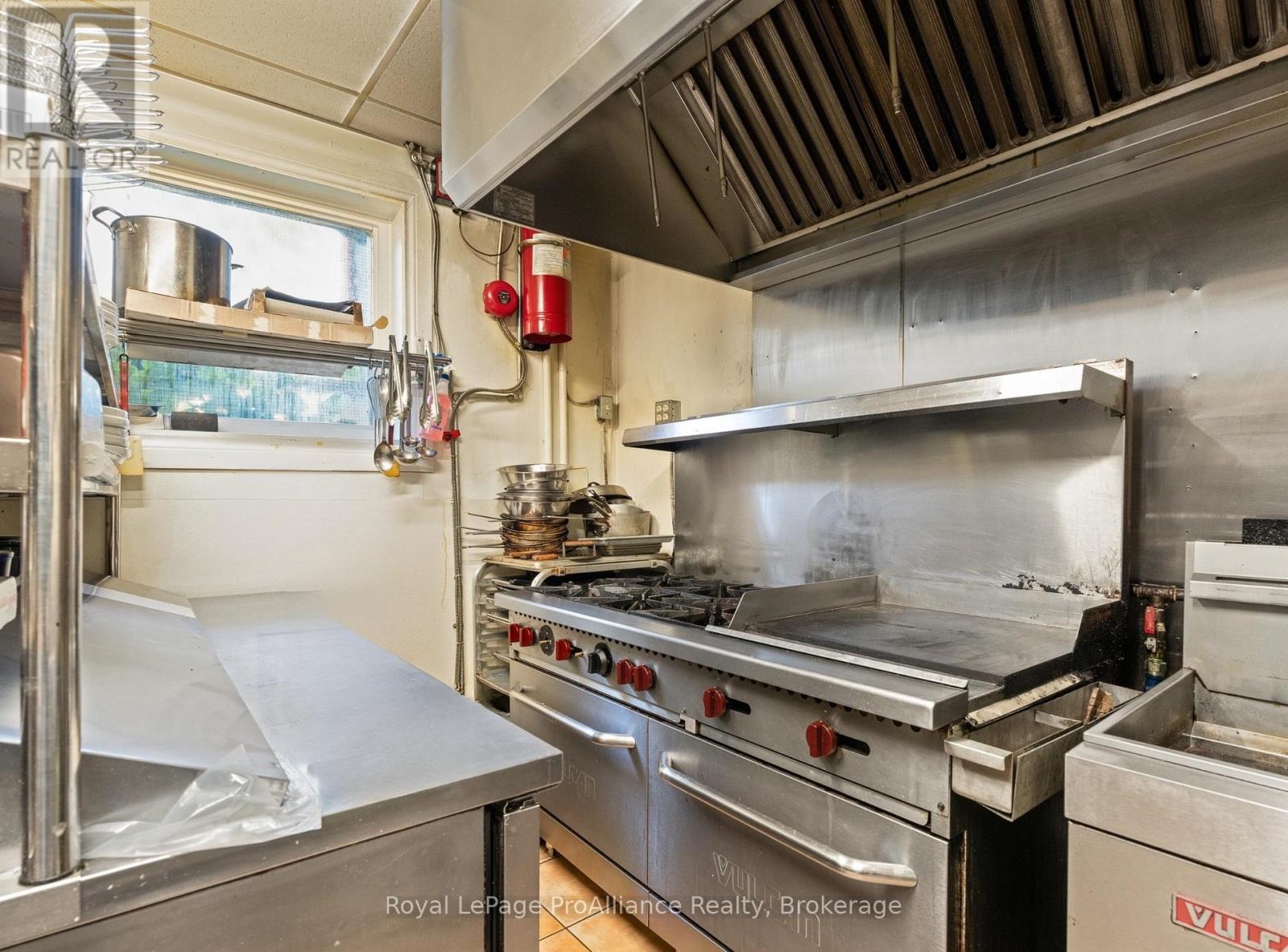 74 King Street W, Cobourg, Ontario  K9A 2M3 - Photo 15 - X14111326