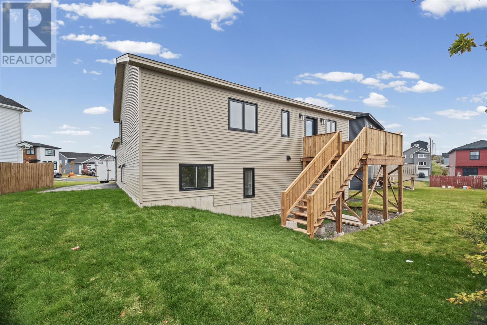 7 Prominence Place, Paradise — photo 36