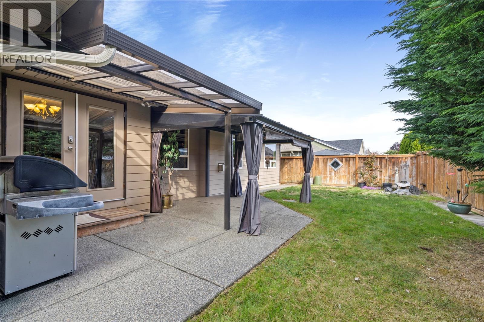 315 Crabapple Cres