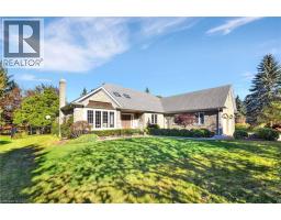 10 MEADOW HEIGHTS Drive, conestogo, Ontario