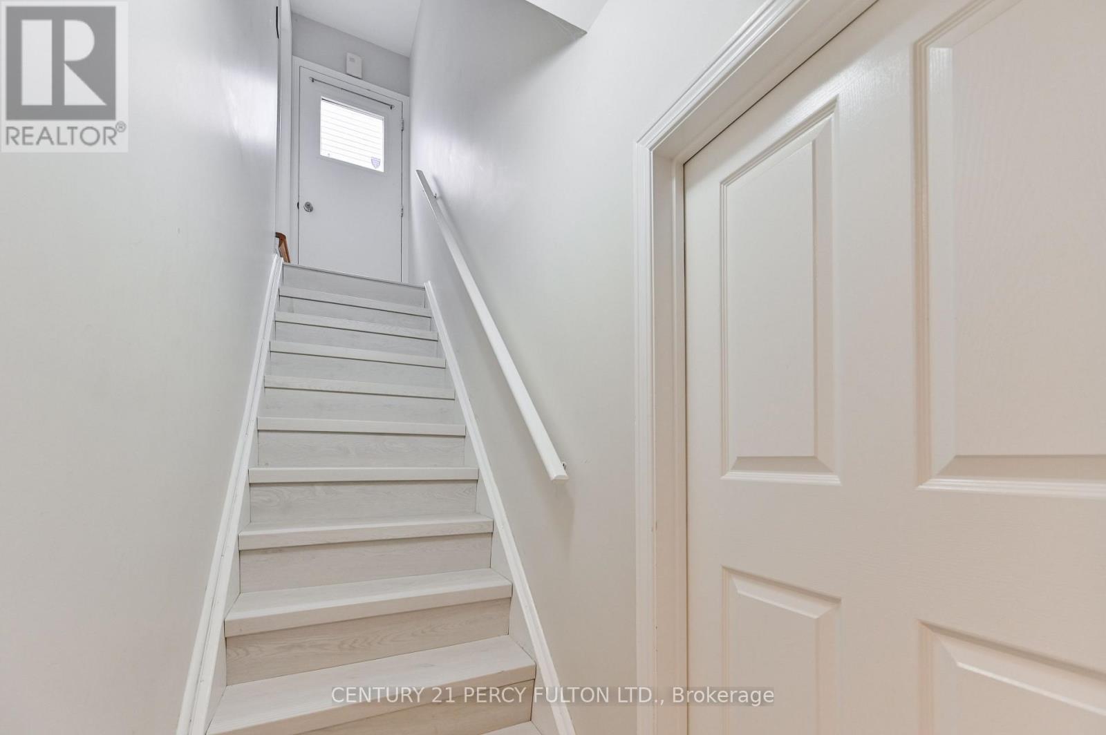 54 Chapel Park Square, Toronto (Steeles), Ontario  M1V 2S5 - Photo 7 - E14111356