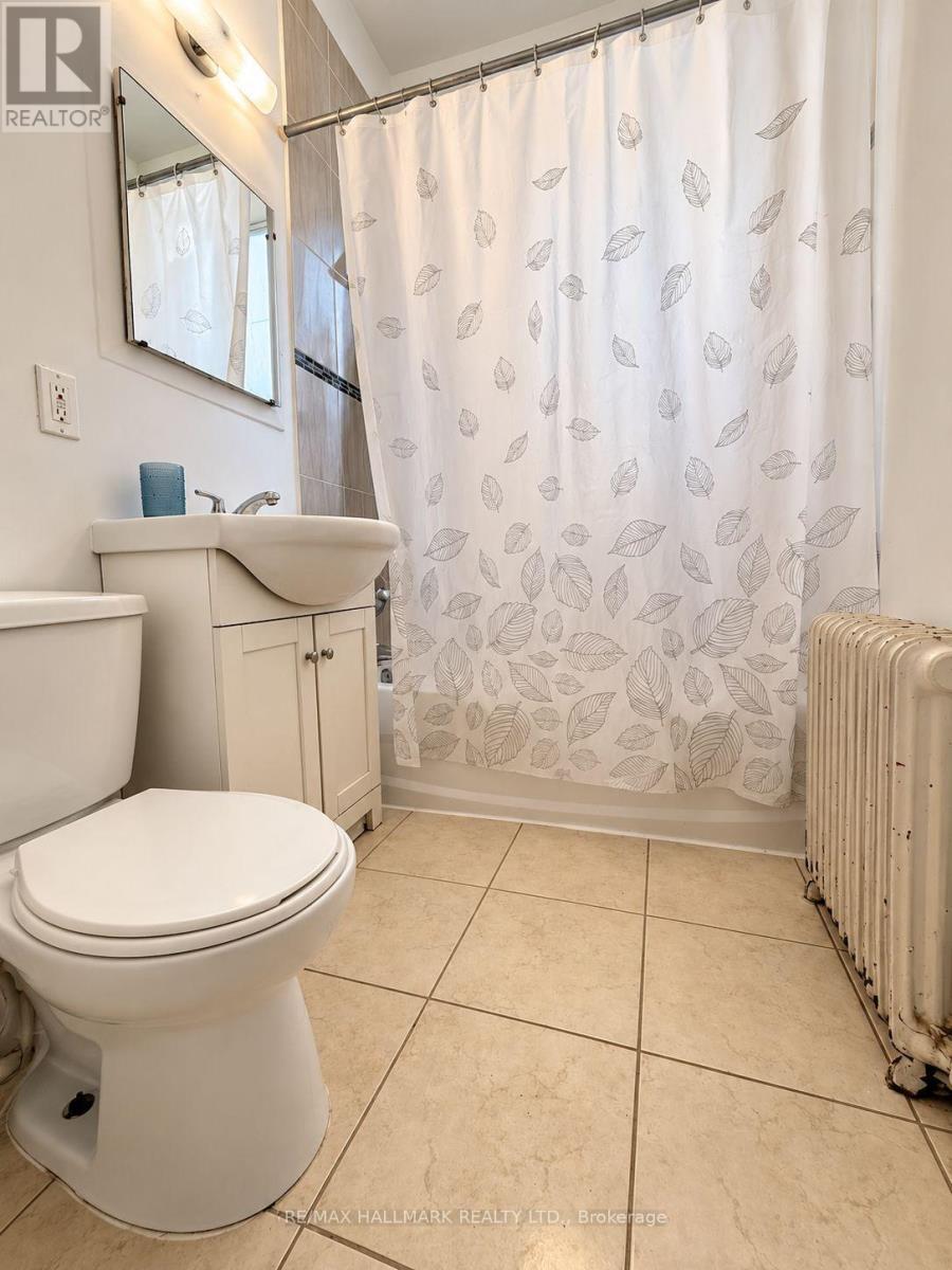 6 - 2881 Lawrence Street, Toronto (Bendale), Ontario  M1P 2S9 - Photo 4 - E14111390