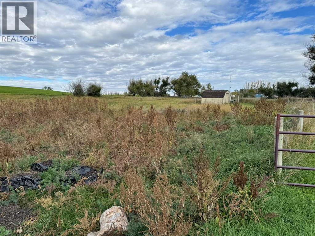 #26, 142041 200 Range Road