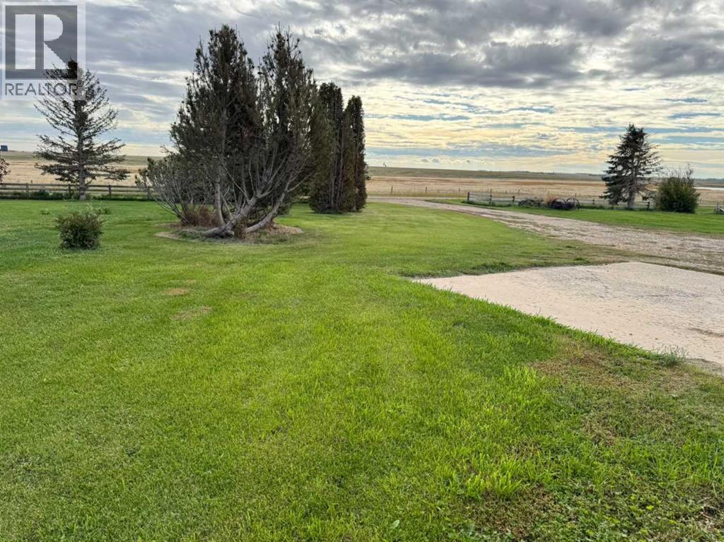 #26, 142041 200 Range Road