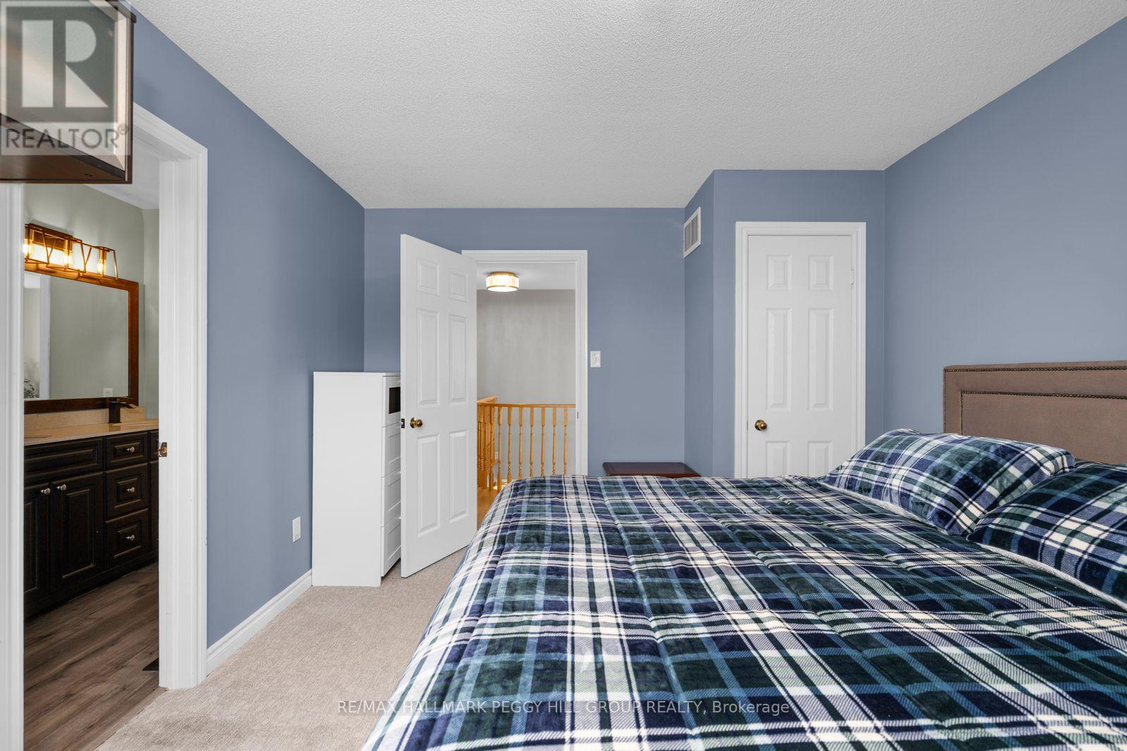95 Madelaine Drive, Barrie (Painswick South), Ontario  L4N 9T2 - Photo 10 - S14111434