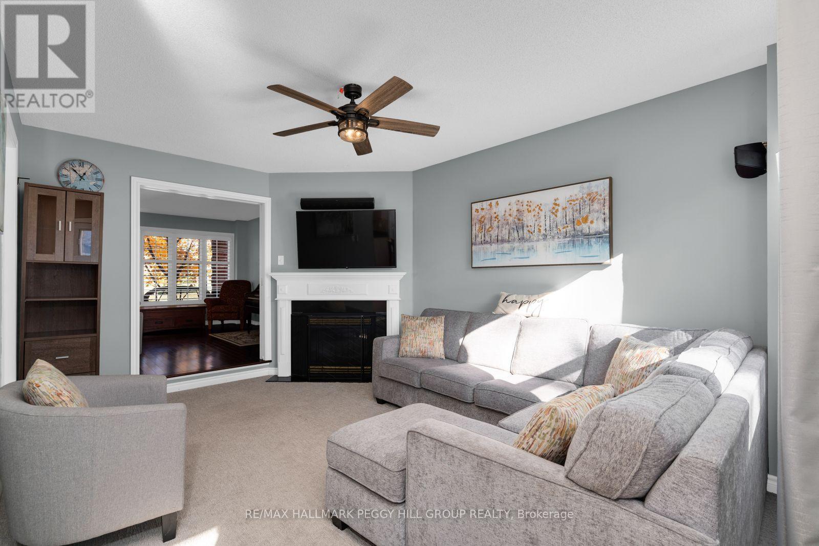 95 Madelaine Drive, Barrie (Painswick South), Ontario  L4N 9T2 - Photo 2 - S14111434