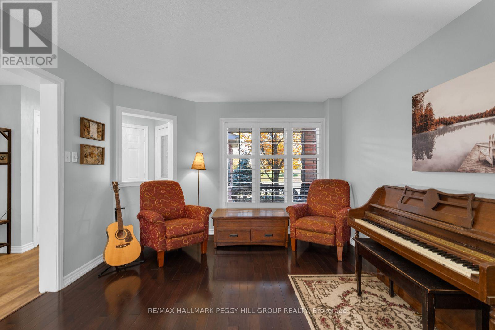 95 Madelaine Drive, Barrie (Painswick South), Ontario  L4N 9T2 - Photo 3 - S14111434