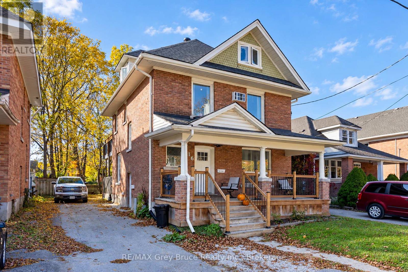 516 4TH AVENUE E, Owen Sound, Ontario