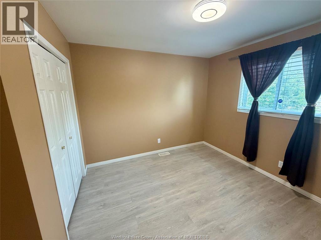 1484 Border, Tecumseh, Ontario  N8N 4Y8 - Photo 13 - 26026108