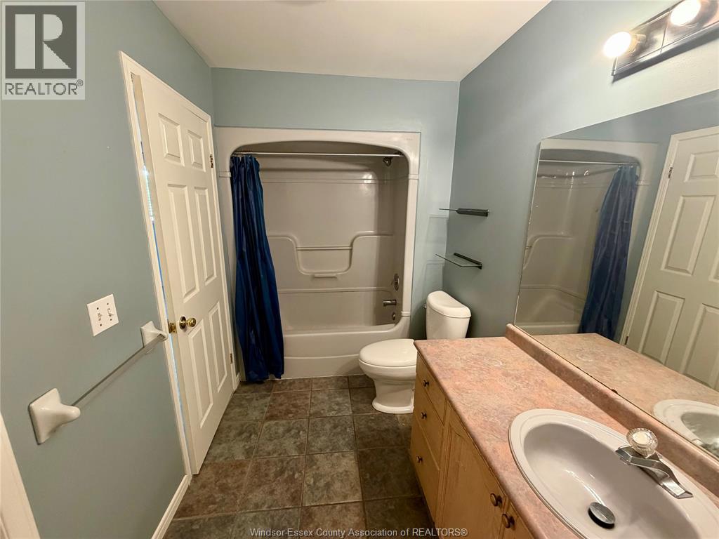 1484 Border, Tecumseh, Ontario  N8N 4Y8 - Photo 18 - 26026108