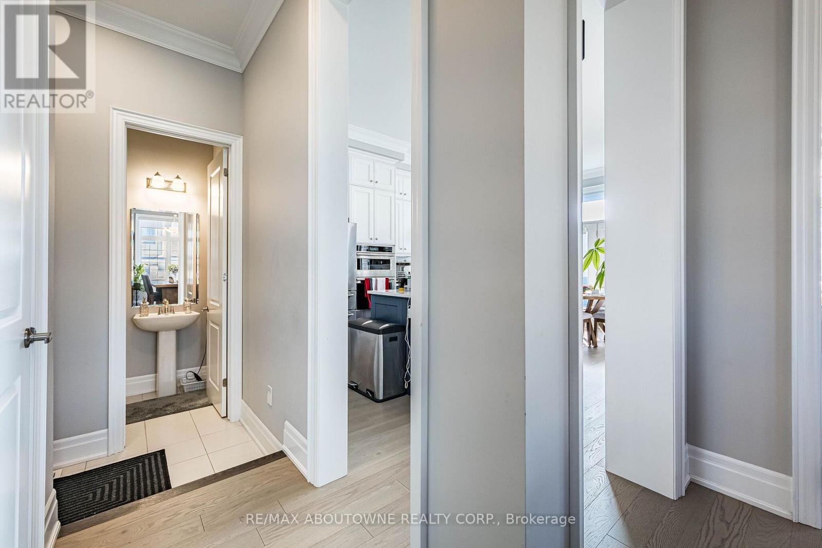 3002 Duggan Trail, Oakville, Ontario  L6H 7W9 - Photo 25 - W14111372