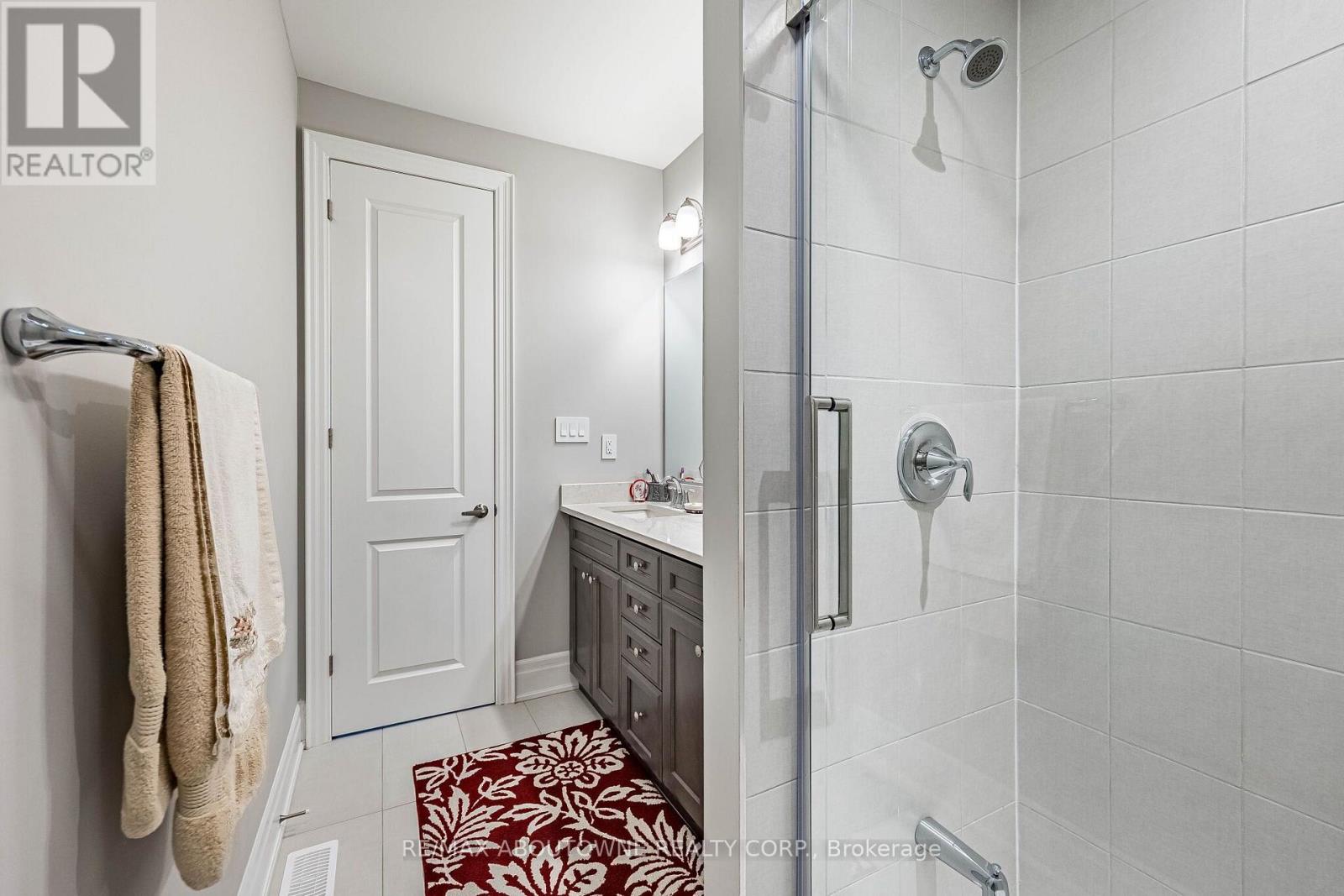 3002 Duggan Trail, Oakville, Ontario  L6H 7W9 - Photo 41 - W14111372